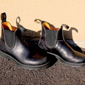 Blundstones! EUC.